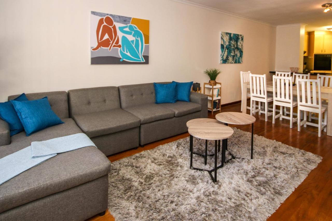 Holiday Home In Sea Point, Fresnaye Kaapstad Buitenkant foto