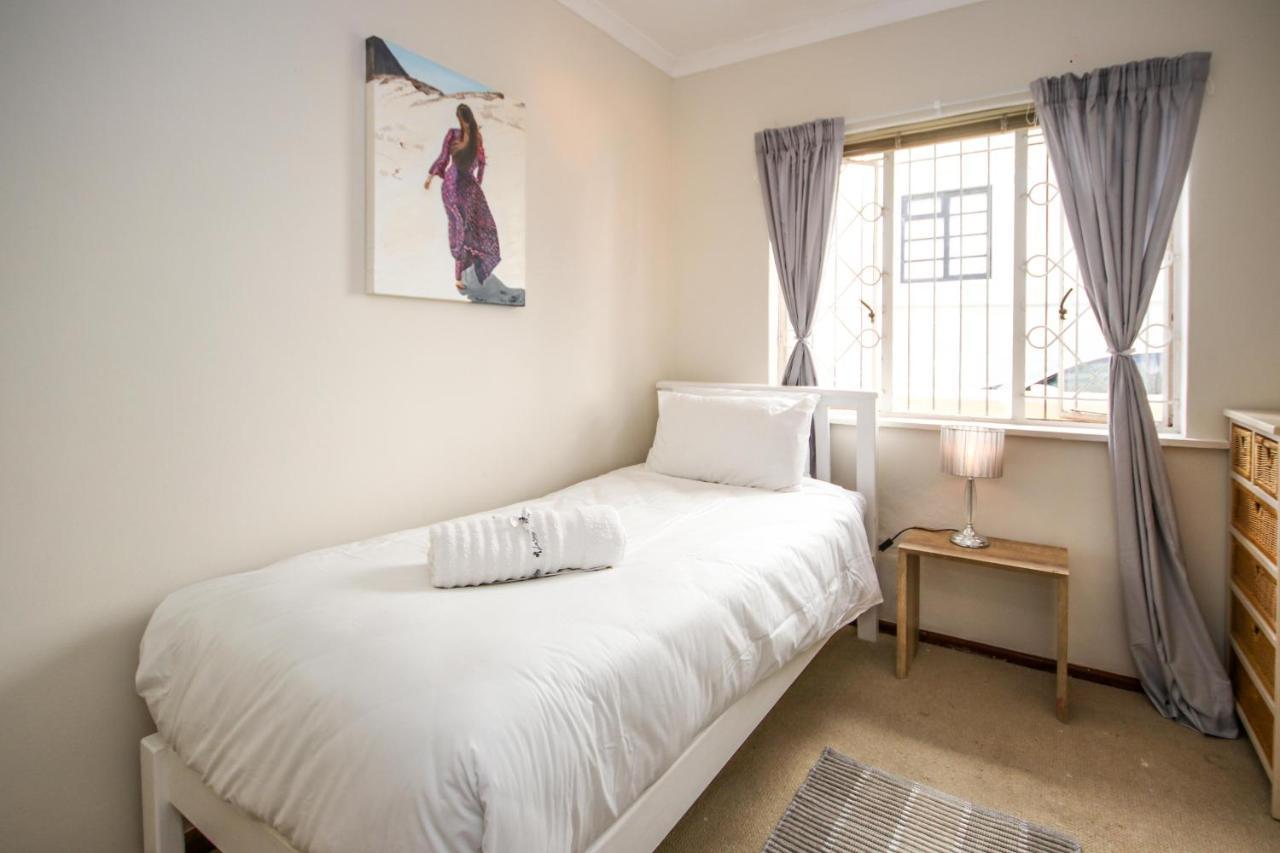 Holiday Home In Sea Point, Fresnaye Kaapstad Buitenkant foto