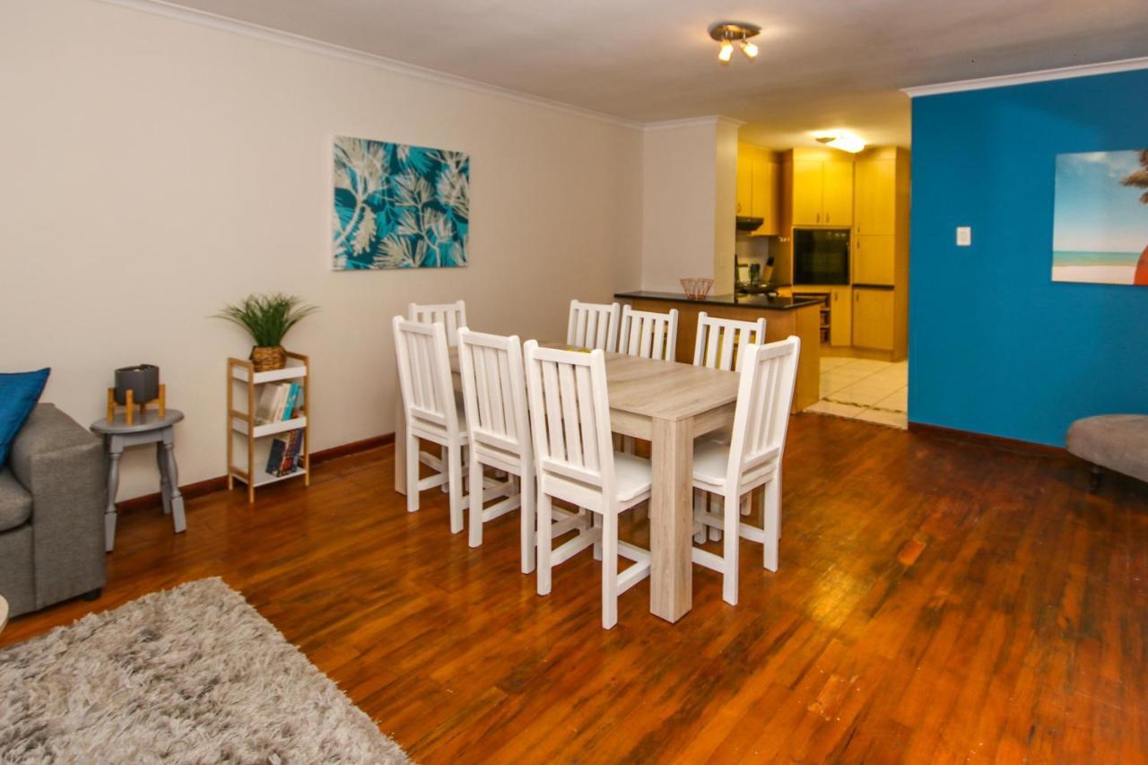 Holiday Home In Sea Point, Fresnaye Kaapstad Buitenkant foto