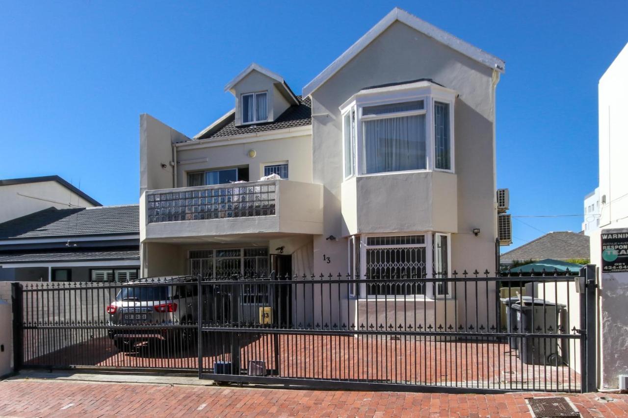 Holiday Home In Sea Point, Fresnaye Kaapstad Buitenkant foto