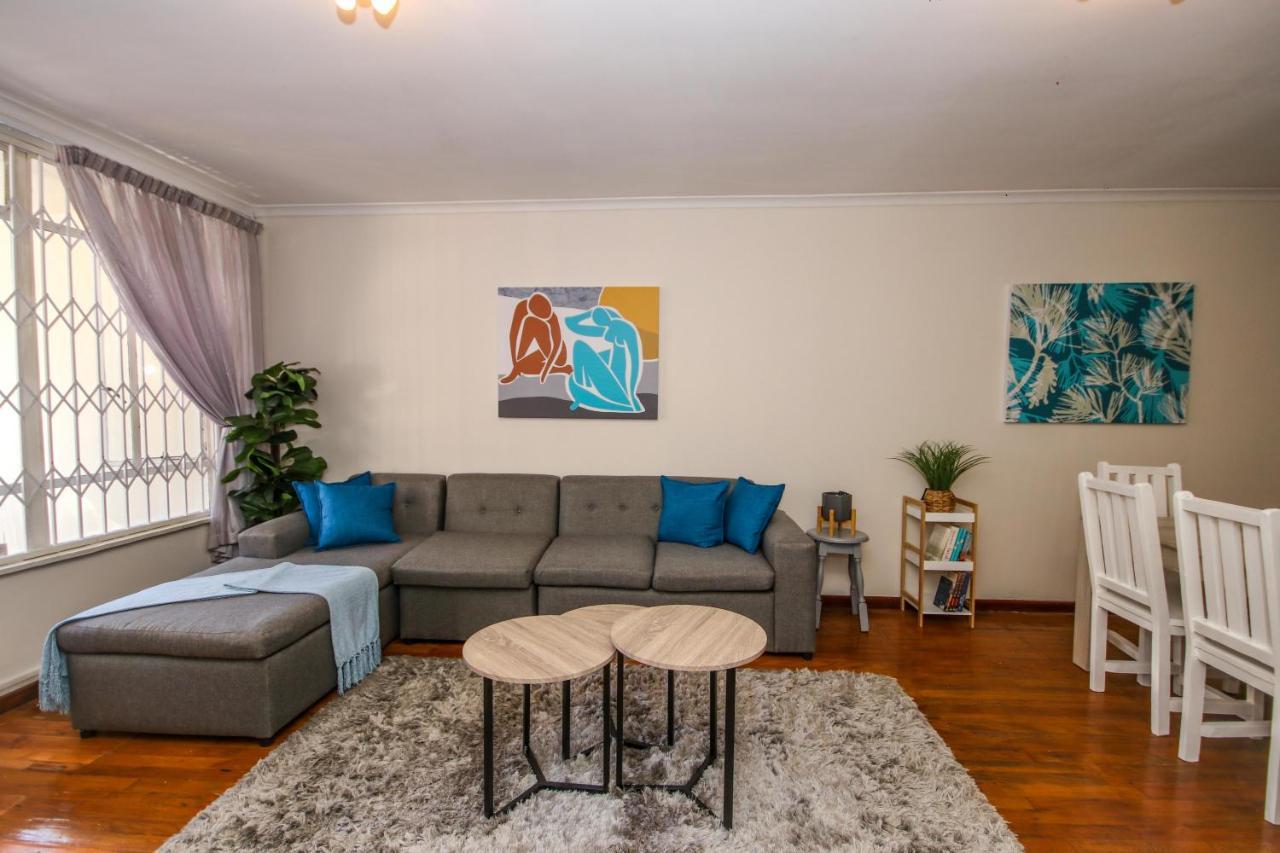 Holiday Home In Sea Point, Fresnaye Kaapstad Buitenkant foto