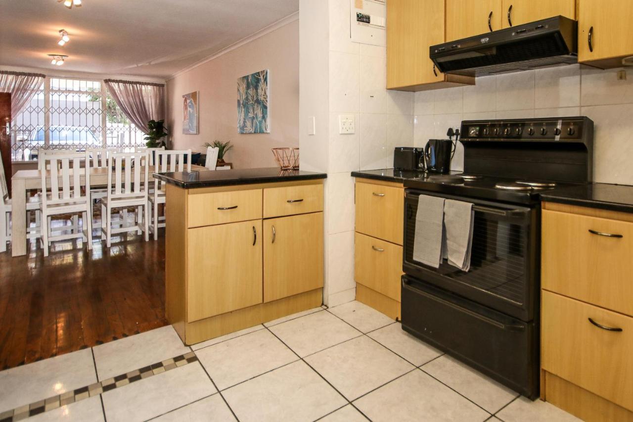 Holiday Home In Sea Point, Fresnaye Kaapstad Buitenkant foto